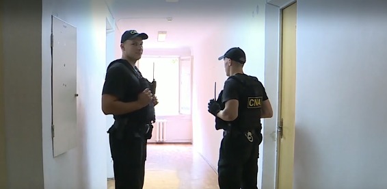 В ходе обысков РЦМД задержаны пять человек.