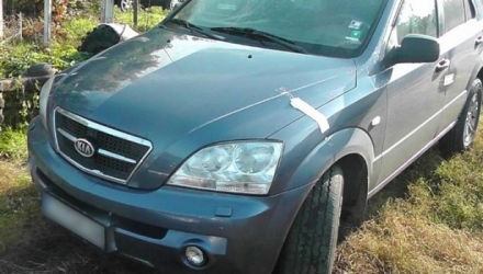 Un autoturism de marcă Kia Sorento a fost reținut la punctul internaţional de trecere Otaci.