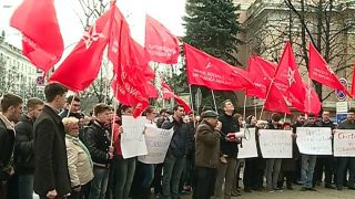 Socialistii au venit si astazi la Primarie si au cerut demisia lui Chirtoaca. Foto: protv.md