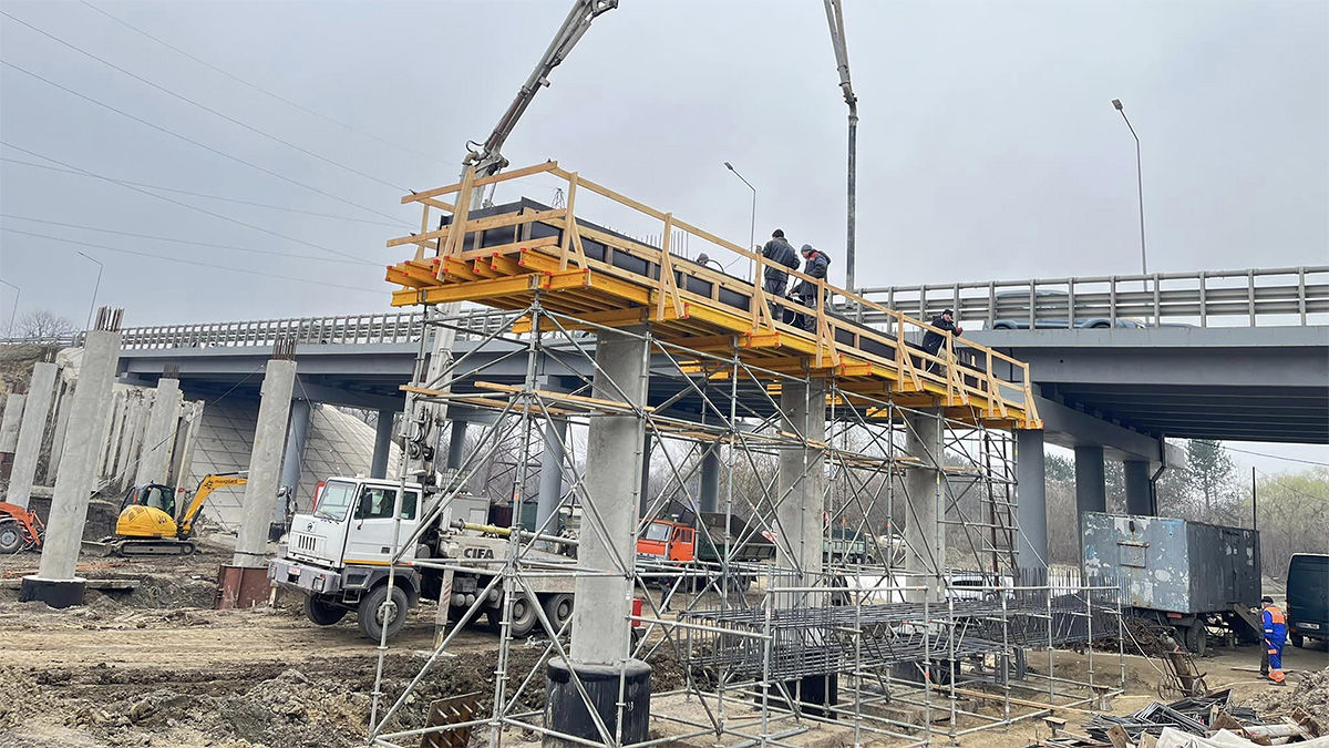 Construcția podurilor de pe șoseaua Balcani, prelungită cu încă jumătate de an.