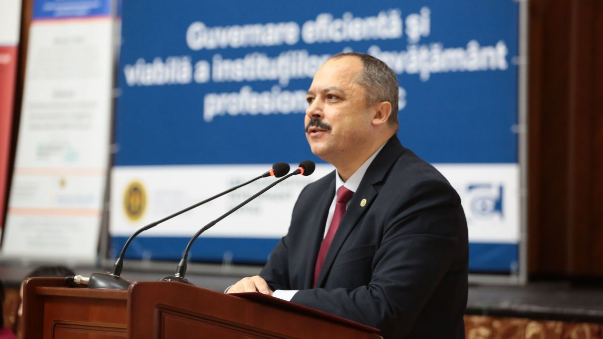 Popovici, despre reformele în educație: Un carusel de schimbări haotice.