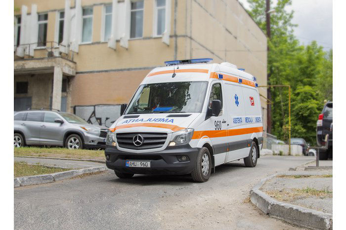 Свыше 6 200 человек вызвали скорую помощь в первые дни июля.