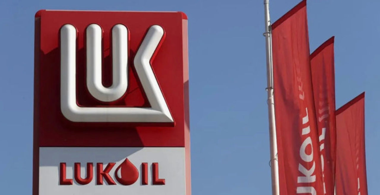 Proprietarii stațiilor Lukoil din SUA discută riscurile dispariției a 200 de afaceri din cauza sancțiunilor.