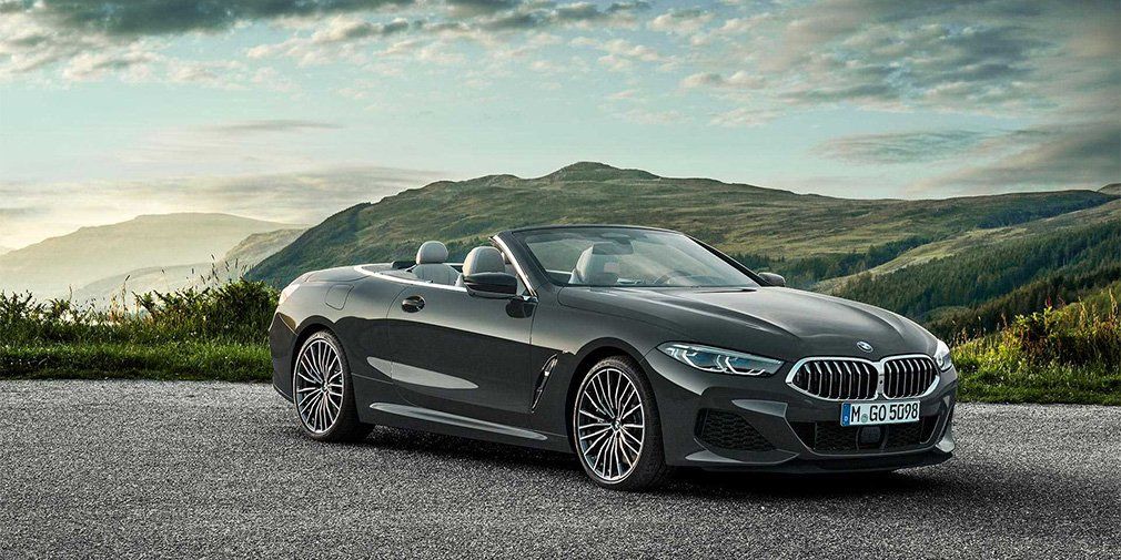 BMW представила кабриолет 8-Series.