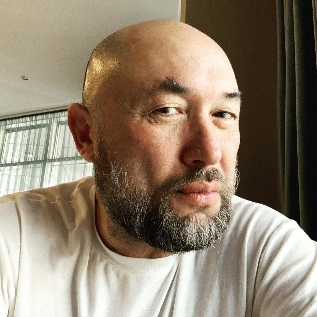Режиссер Тимур Бекмамбетов осудил войну в Украине.