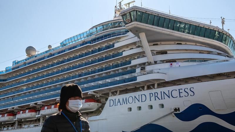 У румына на борту круизного лайнера Diamond Princess диагностировали коронавирус.