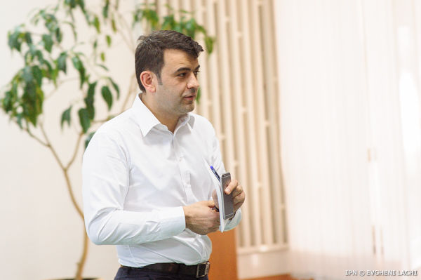 Prim-ministrul Chiril Gaburici şi-a anunţat demisia vineri, 12 iunie, în cadrul unui briefing de presă.