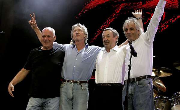 În 2008 a decedat Richard Wright, membru fondator al trupei Pink Floyd.