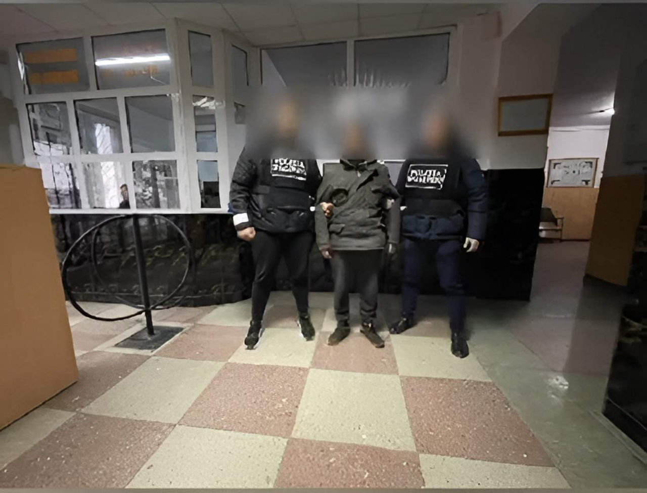 В Яловенском районе после застолья зарезали хозяина дома.