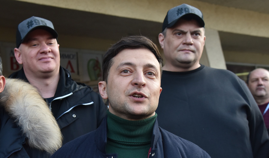 "Может, им юмор нравится". Зеленский прокомментировал прослушку СБУ