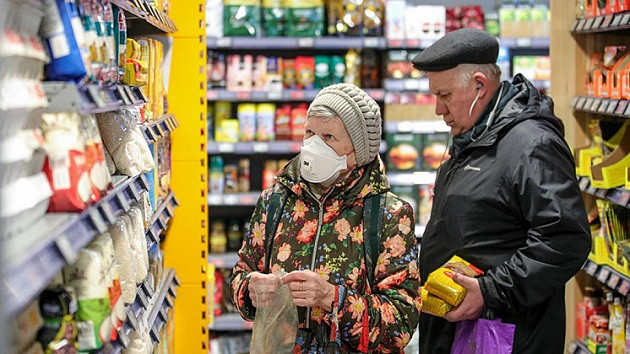 На многие продукты первой необходимости ограничат наценку.