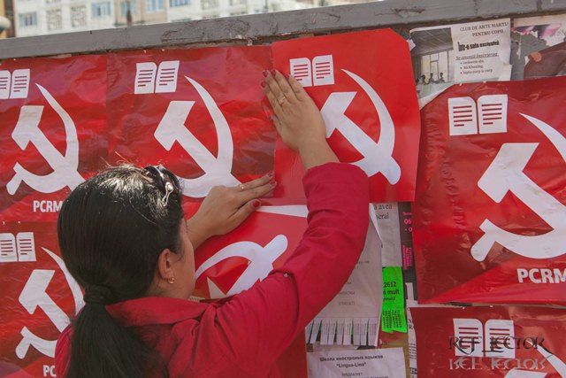 ПКРМ бойкотировала и конституционный референдум, который состоялся в сентябре 2010 года.