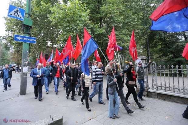EȘEC: Comuniștii au reușit să scoată în stradă doar câteva zeci de persoane și au renunțat la protestele din teritoriu