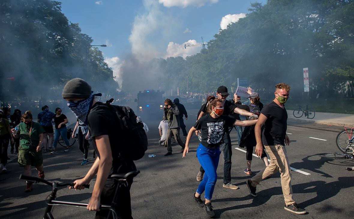 В ООН обеспокоены приравниванием протестующих к террористам в США.