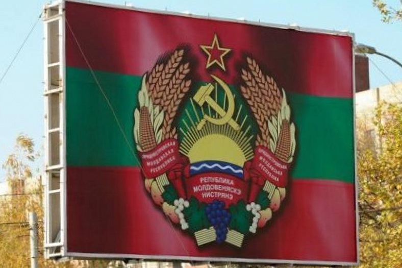 Временное убежище предоставляется сроком до шести месяцев.