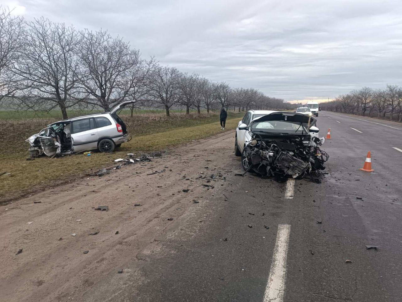 Accident pe traseul M-5: Un șofer a decedat în urma unui impact frontal, iar al doilea a fost reținut.