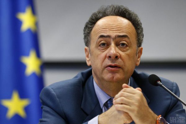 Посол Евросоюза на Украине Хьюг Мингарелли. 