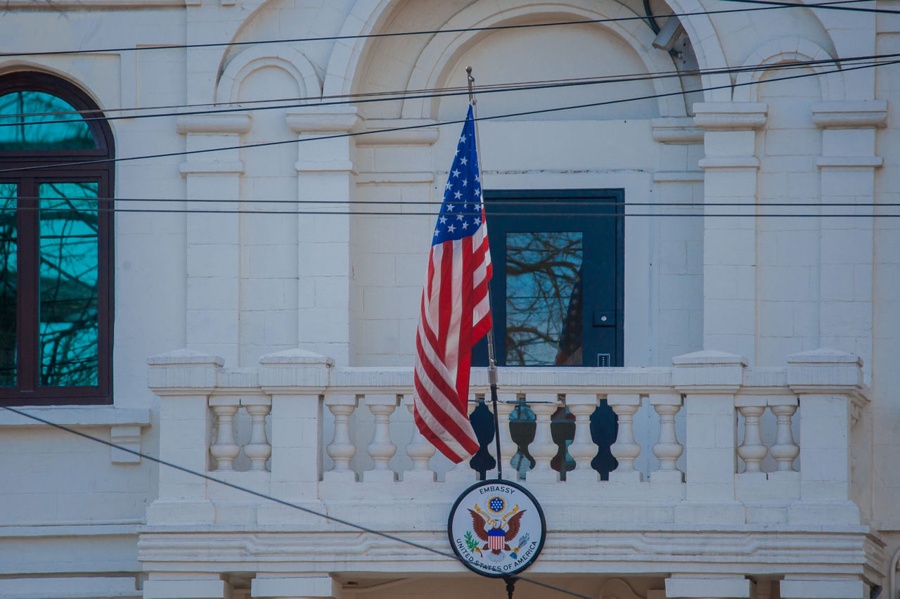 Посольство США выделит $200 тыс. на реставрацию на Еврейском кладбище в столице. Фото: Point.md