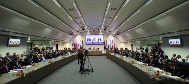 Организация стран — экспортеров нефти (ОПЕК) - заседание