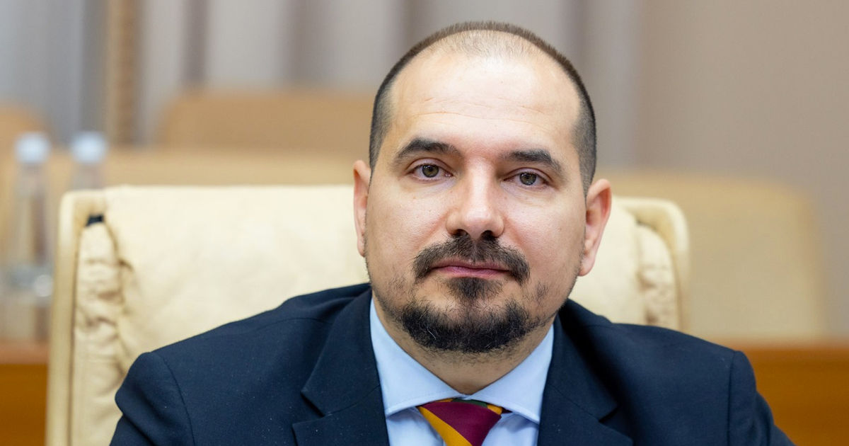 Buzu: Numărul persoanelor care migrează pentru muncă este în scădere.
