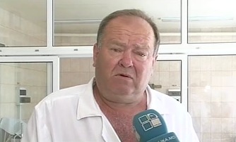 Врач районной больницы города Резина Юрий Голубенко.
