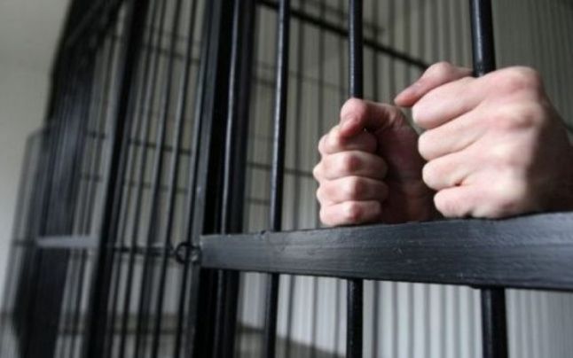 Un bărbat va 15 ani după gratii, pentru tentativa de omor a soției. 
