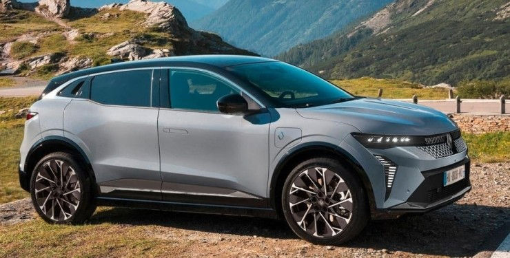 Новый Renault Megane 2024 рассекречен до премьеры.
