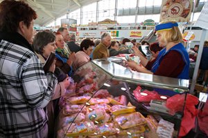 В сентябре 2013 г. оборот (доходы от продаж) предприятий розничной торговли Молдовы снизился на 4,5% по сравнению с предыдущим месяцем и вырос на 0,4% - по отношению к сентябрю 2012 г. Фото: expert.ru