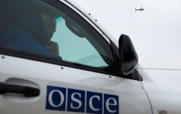 Из Донецка в Дебальцево выдвинулась колонна наблюдателей ОБСЕ.