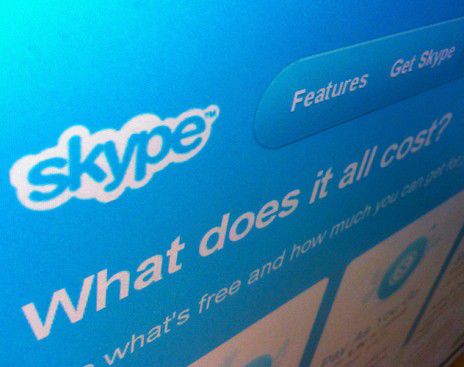 При получении пользователем подобного сообщения клиент Skype закроется.