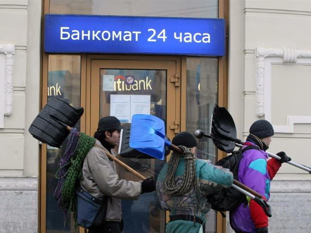 Мигрантов надо будет обеспечить жильем и медициной. Фото: Russian Look