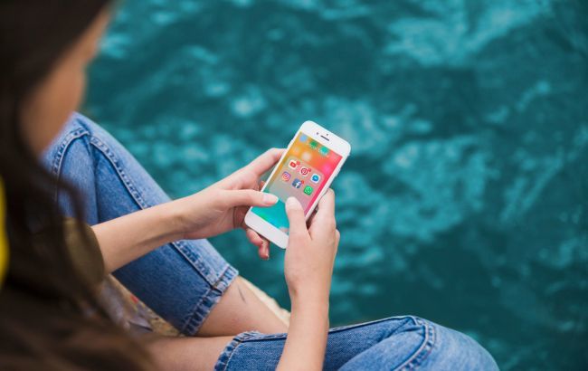 Instagram начнет скрывать от пользователей часть контента.