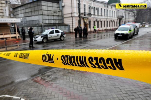 Mesajele privind alarmele cu bombă de ieri, de la câteva bănci din capitală, au fost trimise din Ucraina. Foto: realitatea.md