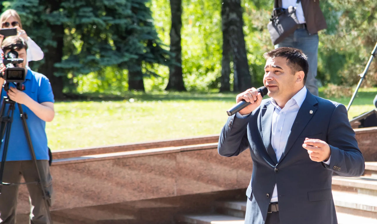 Паскару - властям: Где Джурджулештский порт, где миллиард, где банковская система?