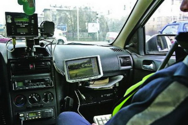 Служба InfoTrafic рекомендует водителям соблюдать скоростной режим согласно ПДД. Фото: Gagauzinfo.md.