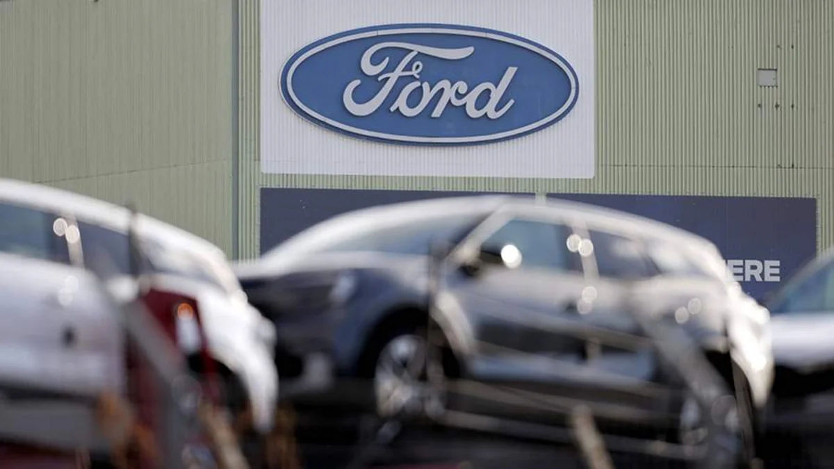 Ford recheamă aproape 1,4 milioane de automobile din cauza problemelor cu software-ul.