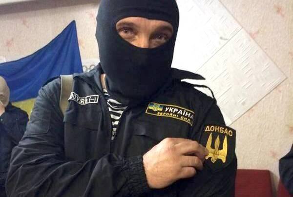 Командир батальона «Донбасс» Семенченко заявил, что Вооруженные силы Украины должны разделить ответственность за смерть 49 десантников под Луганском.