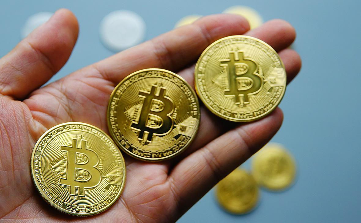 Prețul Bitcoinului a crescut și a ajuns la 90.000 de dolari americani.