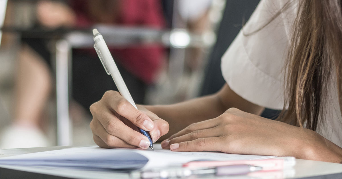 Peste 7.000 de elevi participă la testarea de bază PISA 2025 în Moldova.