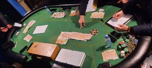 В Бельцах полиция пресекла деятельность подпольного игорного заведения.