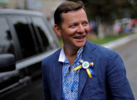По мнению Ляшко, с такой политикой, которую проводит Порошенко, стоит в скором времени ожидать триумфального возвращения Януковича.