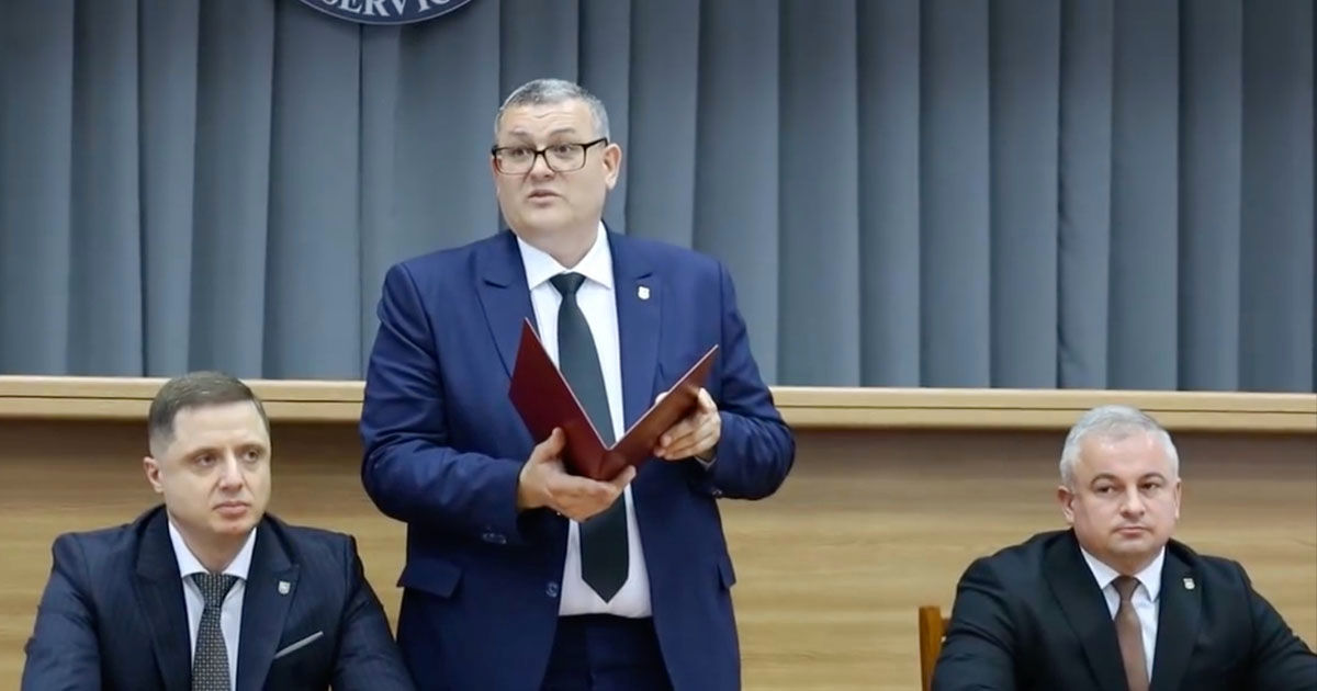 Новый глава Прокуратуры по борьбе с коррупцией представлен коллективу.