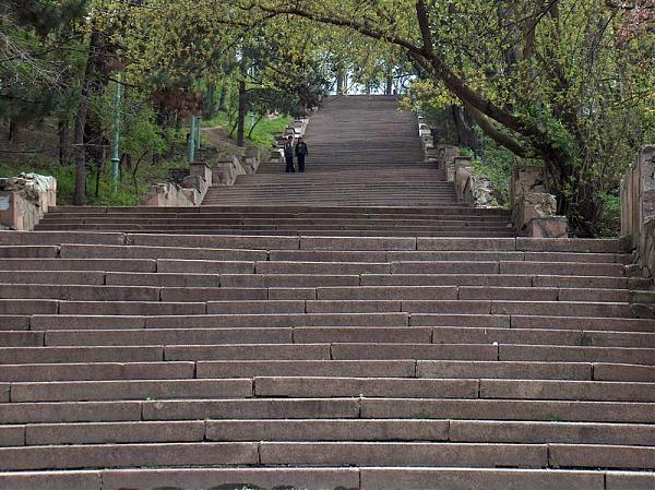 O minoră de 11 ani din capitală a fost agresată de o persoană necunoscută în parcul Valea Morilor, relatează Actualități.md.