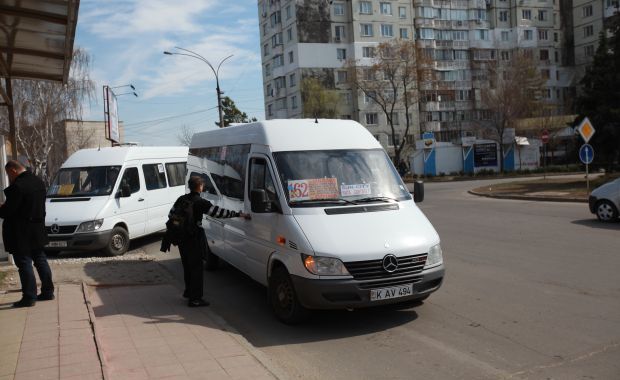 Adrian Boldurescu spune că au existat cazuri când şoferii au fost concediaţi. Foto: tineribasarabeni.com