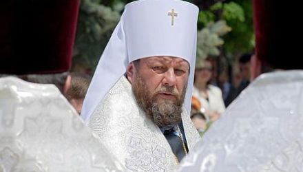 Solicitat de Jurnal TV, secretarul Mitropoliei Moldovei a declarat că este ocupat şi nu poate oferi un comentariu.