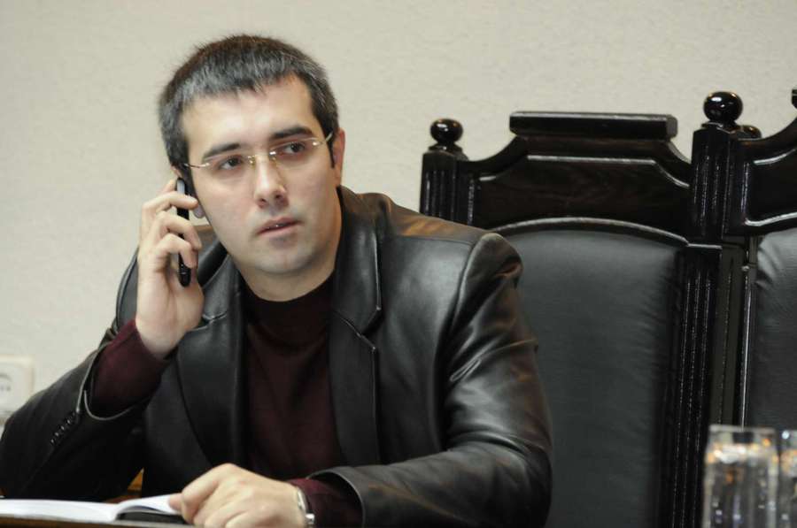 Sîrbu a spus că trebuie să analizeze situația mai atent.