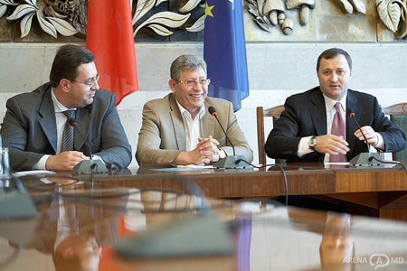 Закон о прожиточном минимуме, утвержденный Парламентом, является новым «фарсом» Альянса за Европейскую Интеграцию. 