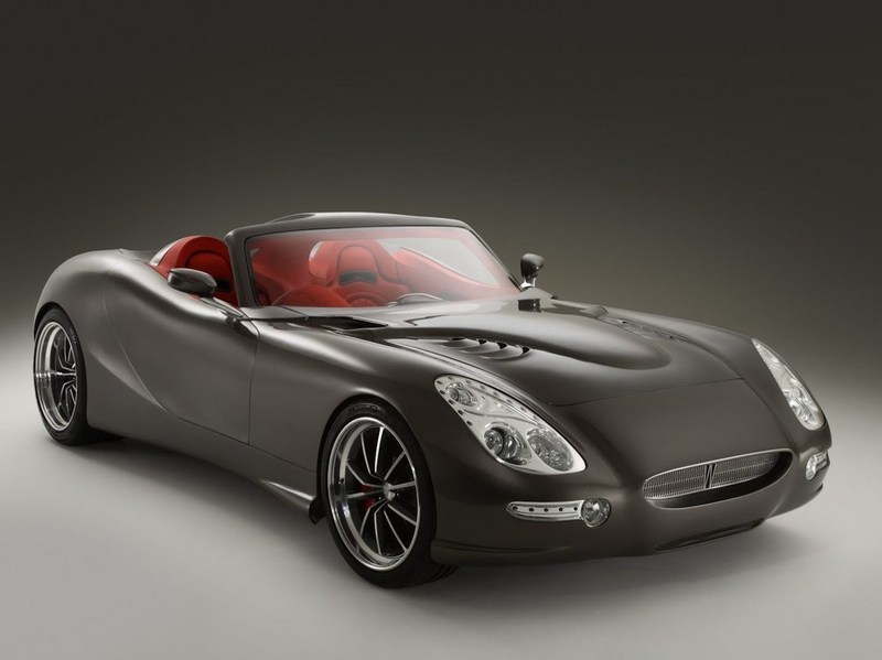 Частная британская фирма Trident Performance Vehicles представила уникальный споркар Iceni Grand Tourer.