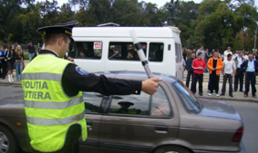 În rezultat, au fost stopați și documentați 51 șoferi care au încălcat prevederile Regulamentului Circulației Rutiere.