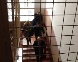 Срок ареста обвиняемого в двойном убийстве в Магдачештах продлен еще на месяц.